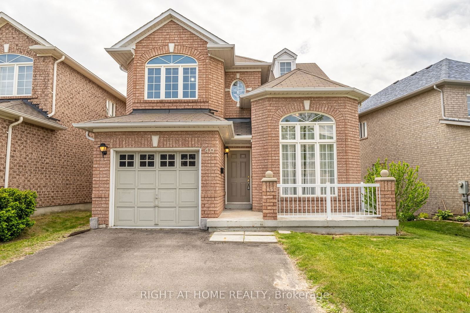 Detached House sold at 40 Nobbs Drive, Ajax, Northwest Ajax, L1T 4L9 - MLS: E11921260