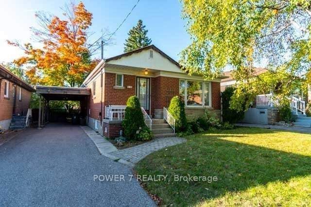 Detached House for lease at 26 Larkhall Avenue, Toronto, Bendale, M1J 1V1 - MLS: E11921368