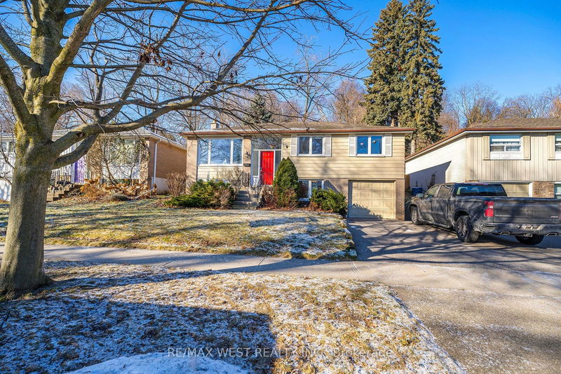 42 Sir Raymond Dr, Toronto - Guildwood image-0-0