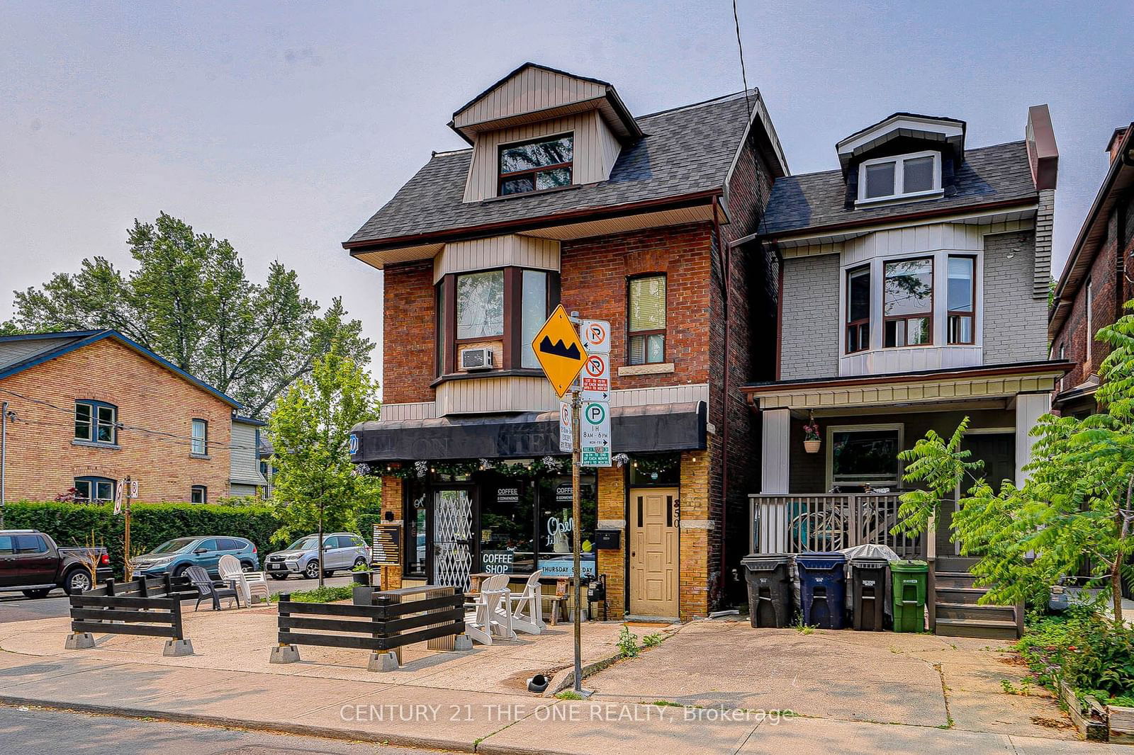 Semi-Detached House for lease at 3rd Flr-850 Carlaw Avenue, Toronto, Playter Estates-Danforth, M4K 3L3 - MLS: E11921540