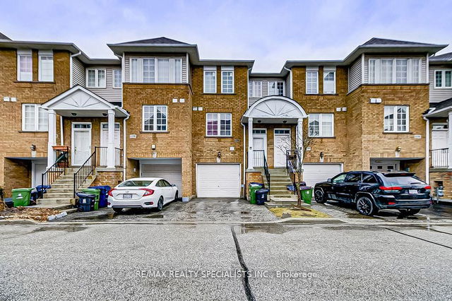 4 - 2782 Eglinton Avenue