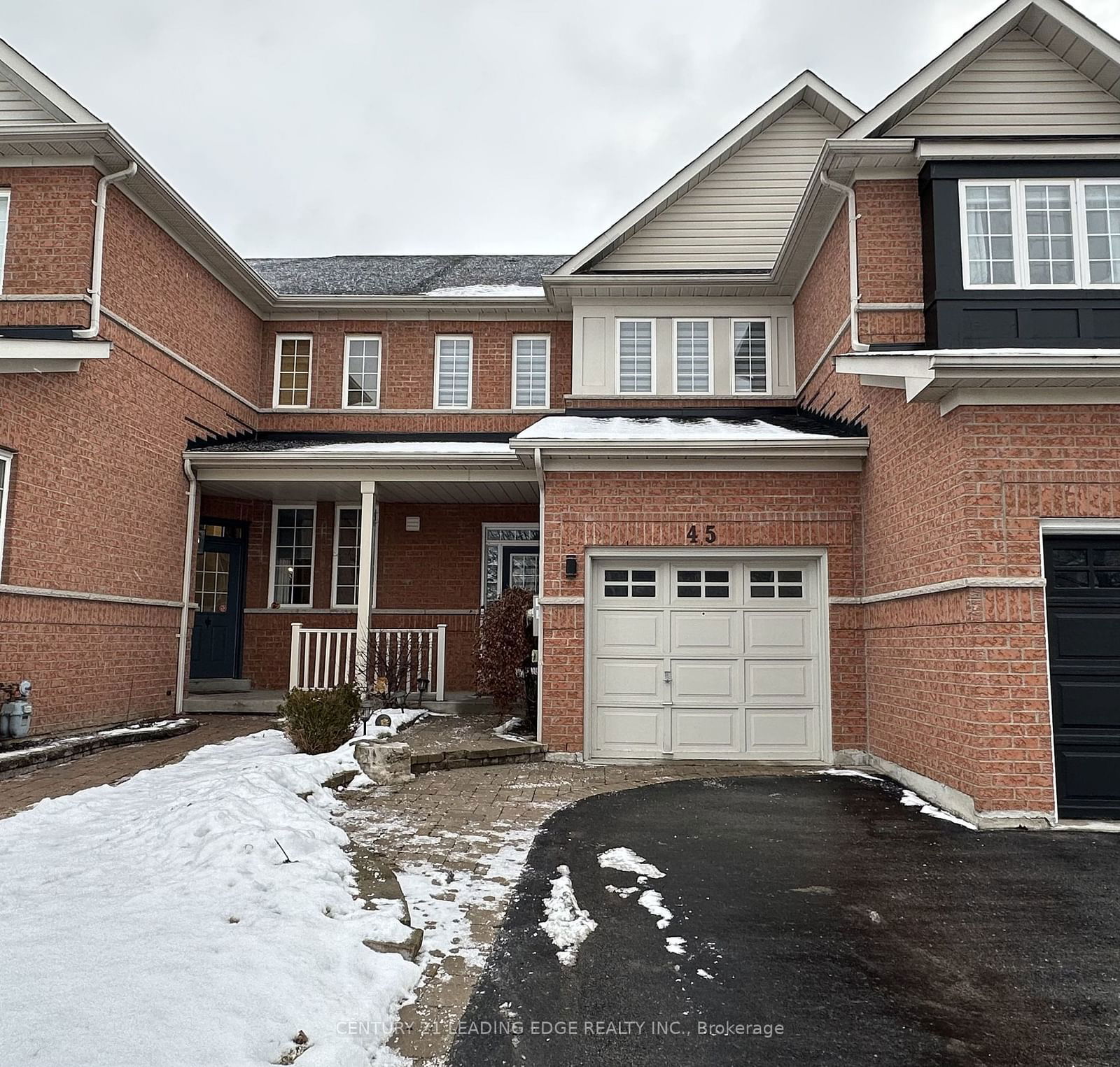 Townhouse leased at 45 Inlet Bay Drive, Whitby, Port Whitby, L1N 9P4 - MLS: E11921645