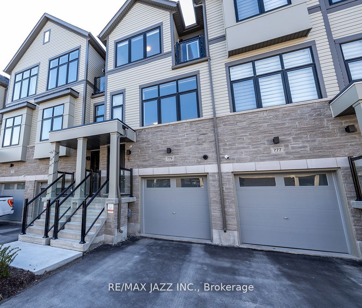 Townhouse for sale at 779 Eddystone Path, Oshawa, Donevan, L1H 0A7 - MLS: E11922033