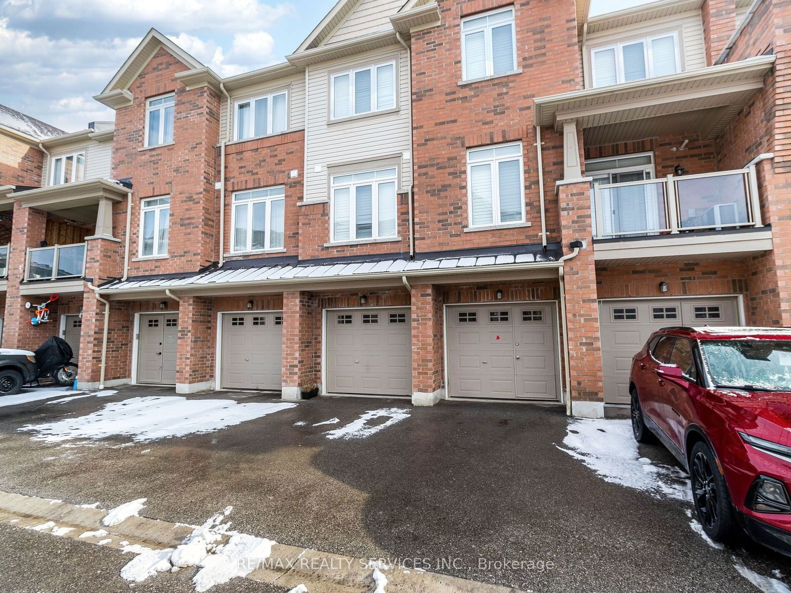 Townhouse for sale at 10-2722 William Jackson Drive, Pickering, Duffin Heights, L1X 0E6 - MLS: E11922210