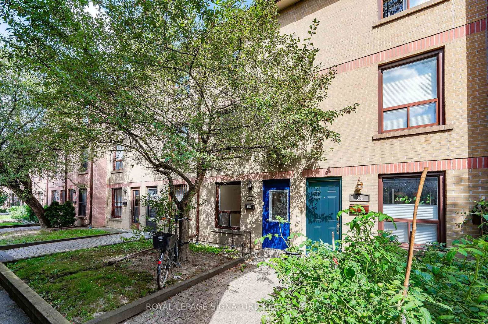 Townhouse for sale at 92-275 Broadview Avenue, Toronto, South Riverdale, M4M 3H5 - MLS: E11922769