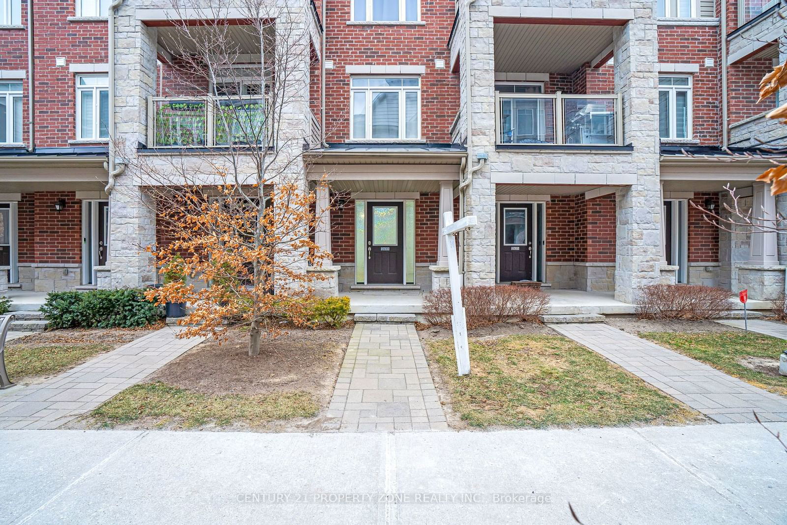 Townhouse for sale at 2633 Garrison Crossing Crescent, Pickering, Duffin Heights, L1X 0E5 - MLS: E11923046