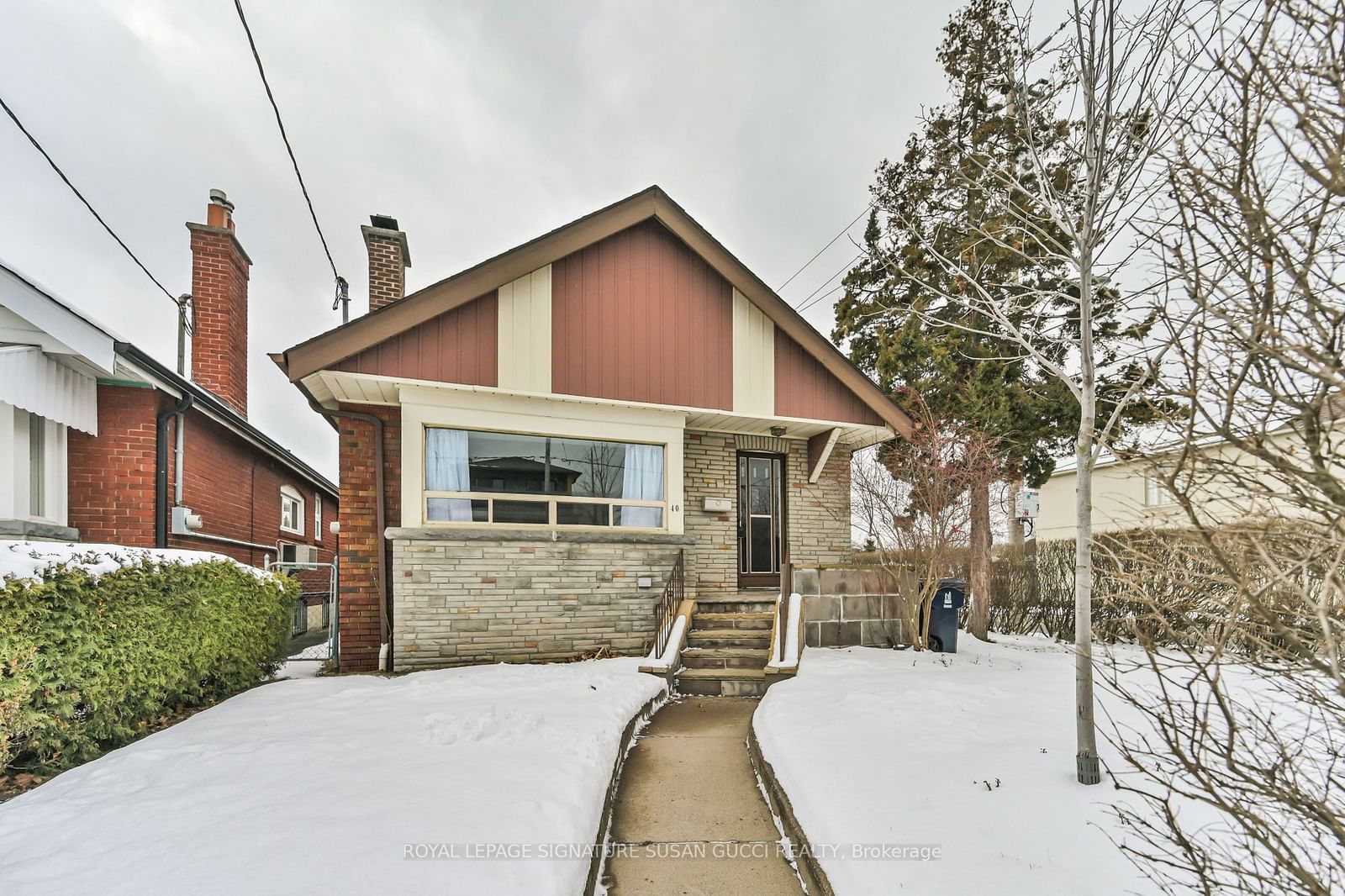 Detached House leased at 40 Lankin Boulevard, Toronto, Danforth Village-East York, M4J 4W8 - MLS: E11923340