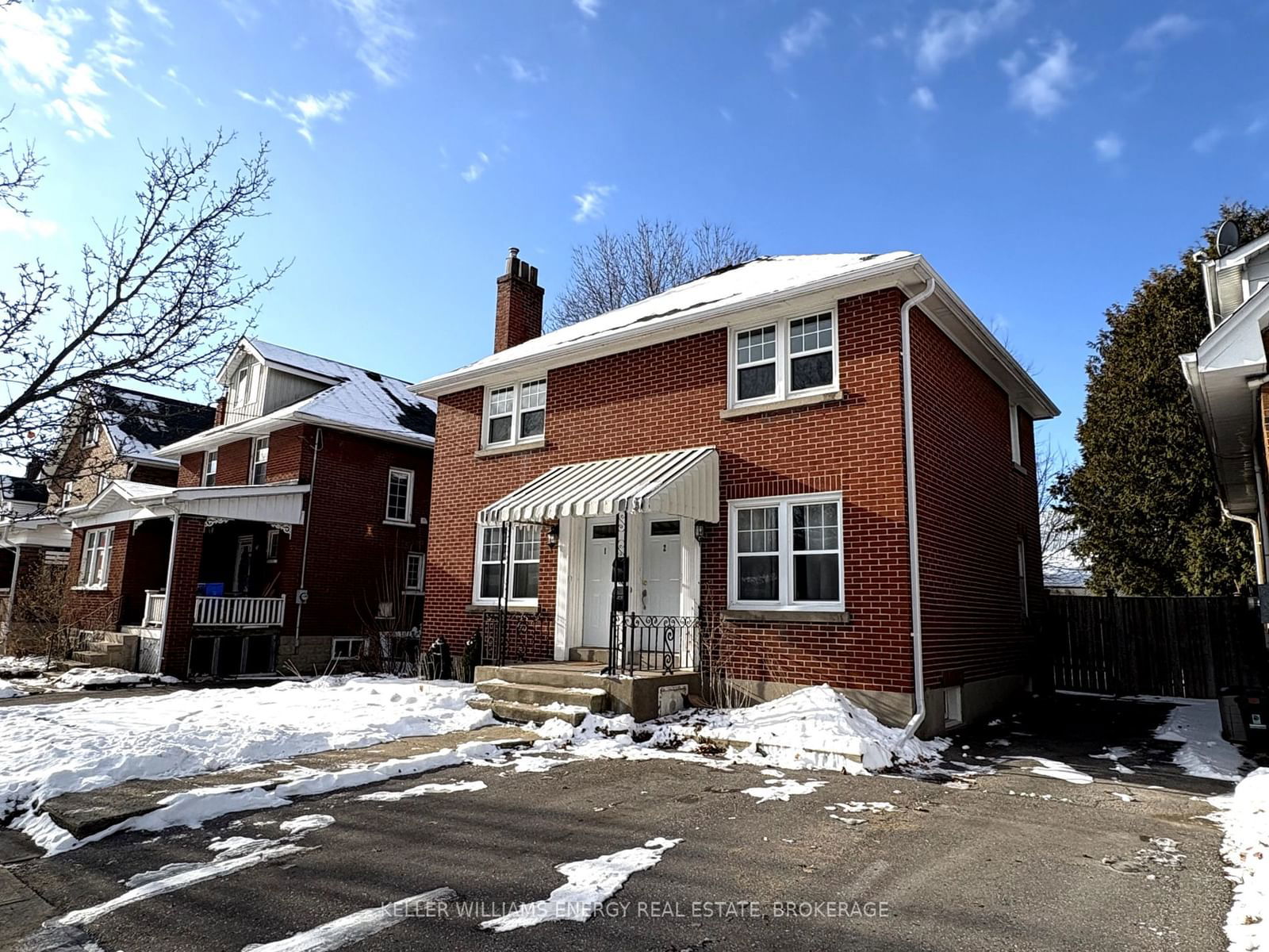 Semi-Detached House leased at 2-84 Rowe Street, Oshawa, Central, L1H 5P6 - MLS: E11923445