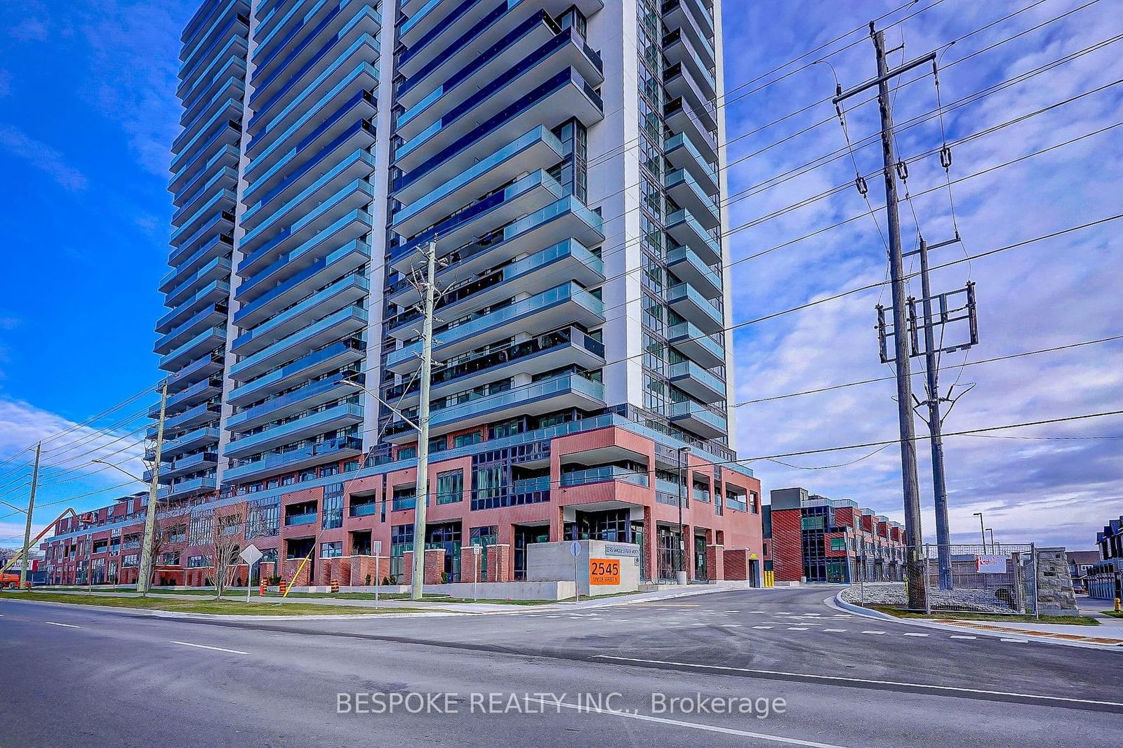 Condo leased at 703-2545 Simcoe Street, Oshawa, Windfields, L1L 0W3 - MLS: E11923547