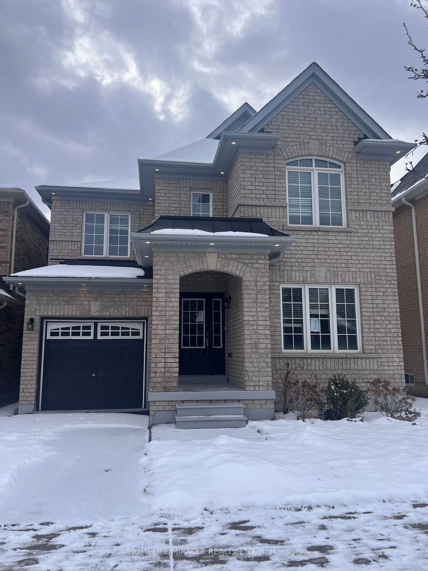 Detached House for sale at 99 Oswell Drive, Ajax, Northeast Ajax, L1Z 0L5 - MLS: E11923982