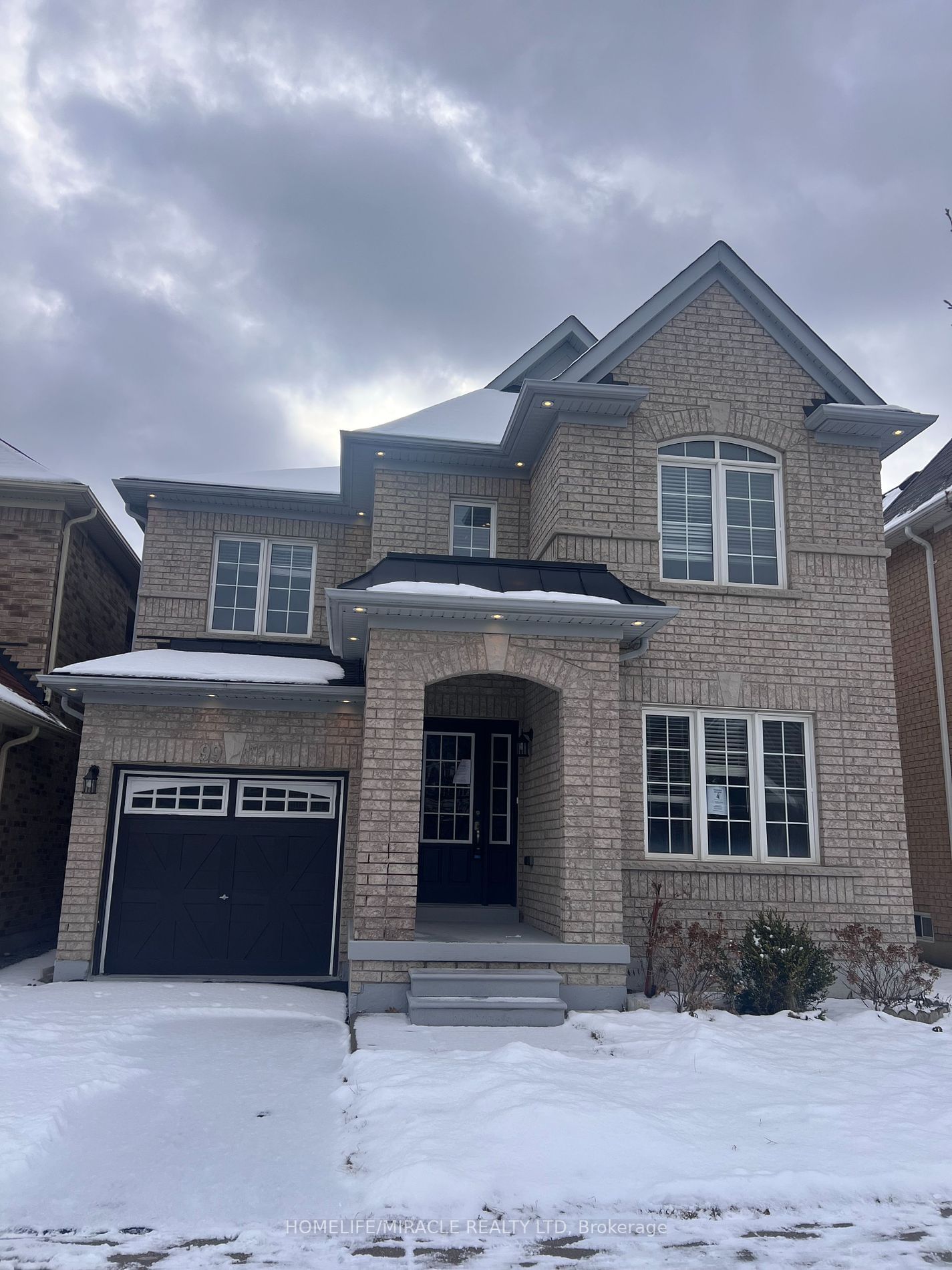 Detached House for sale at 99 Oswell Drive, Ajax, Northeast Ajax, L1Z 0L5 - MLS: E11923982