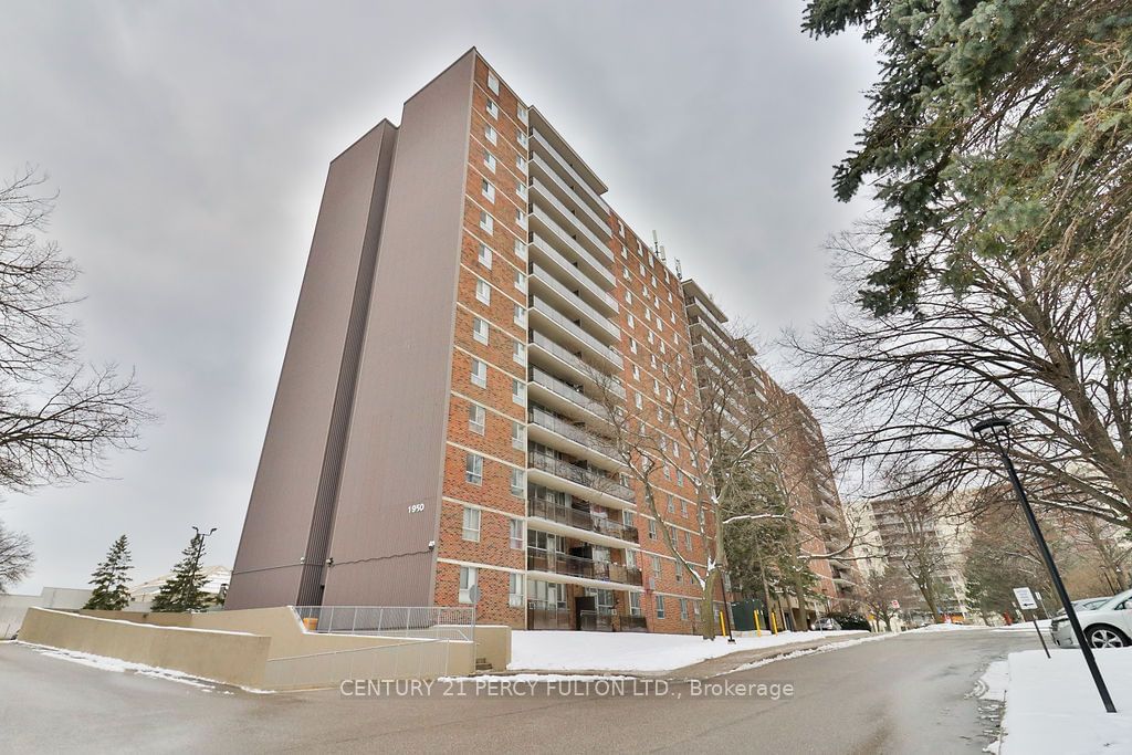 Condo sold at 1401-1950 Kennedy Road, Toronto, Dorset Park, M1P 4S9 - MLS: E11923992