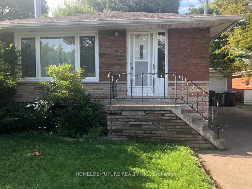 Detached House for lease at 12 Fintona Avenue, Toronto, Guildwood, M1E 1V3 - MLS: E11924789