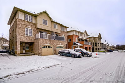 6 Boylett Rd, Ajax - Northeast Ajax image-0-2