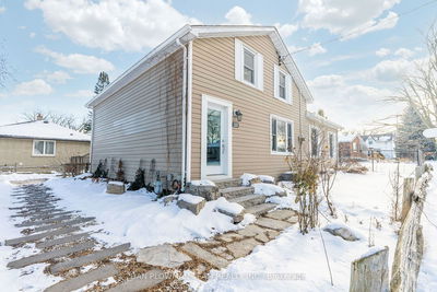 23 John St, Scugog - Port Perry image-0-2