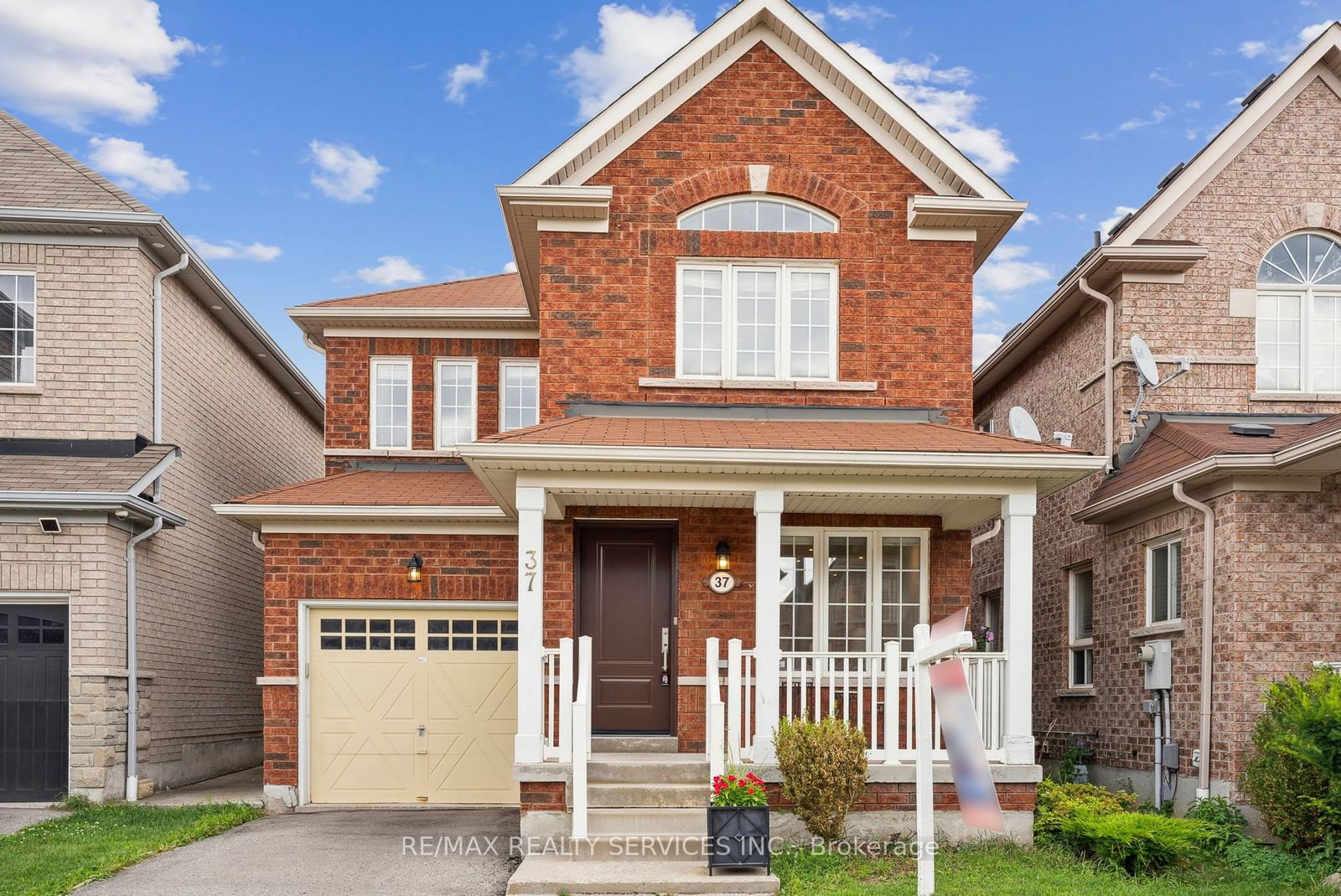 Detached House sold at 37 Pughe Street, Ajax, Northwest Ajax, L1T 0E6 - MLS: E11925495