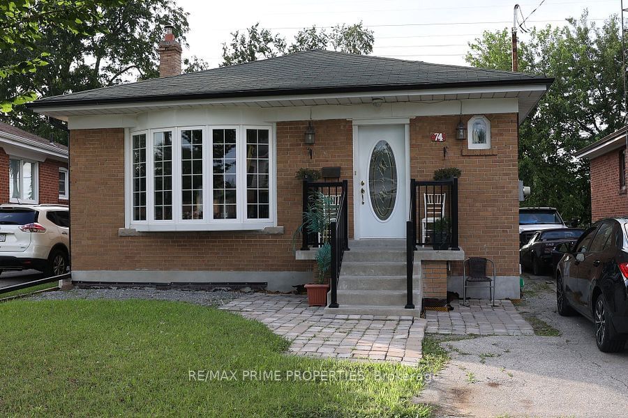 Detached House for lease at 74 Ranstone Gdns, Toronto, Ionview, M1K 2T8 - MLS: E11925579