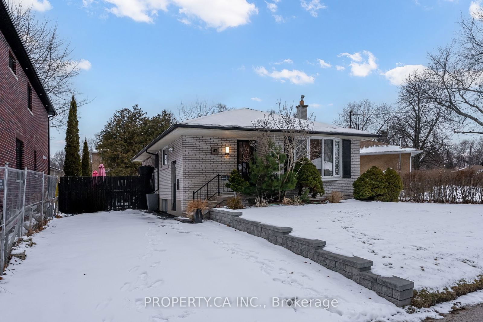 Detached House for sale at 42 Fintona Avenue, Toronto, Guildwood, M1E 1V3 - MLS: E11925634