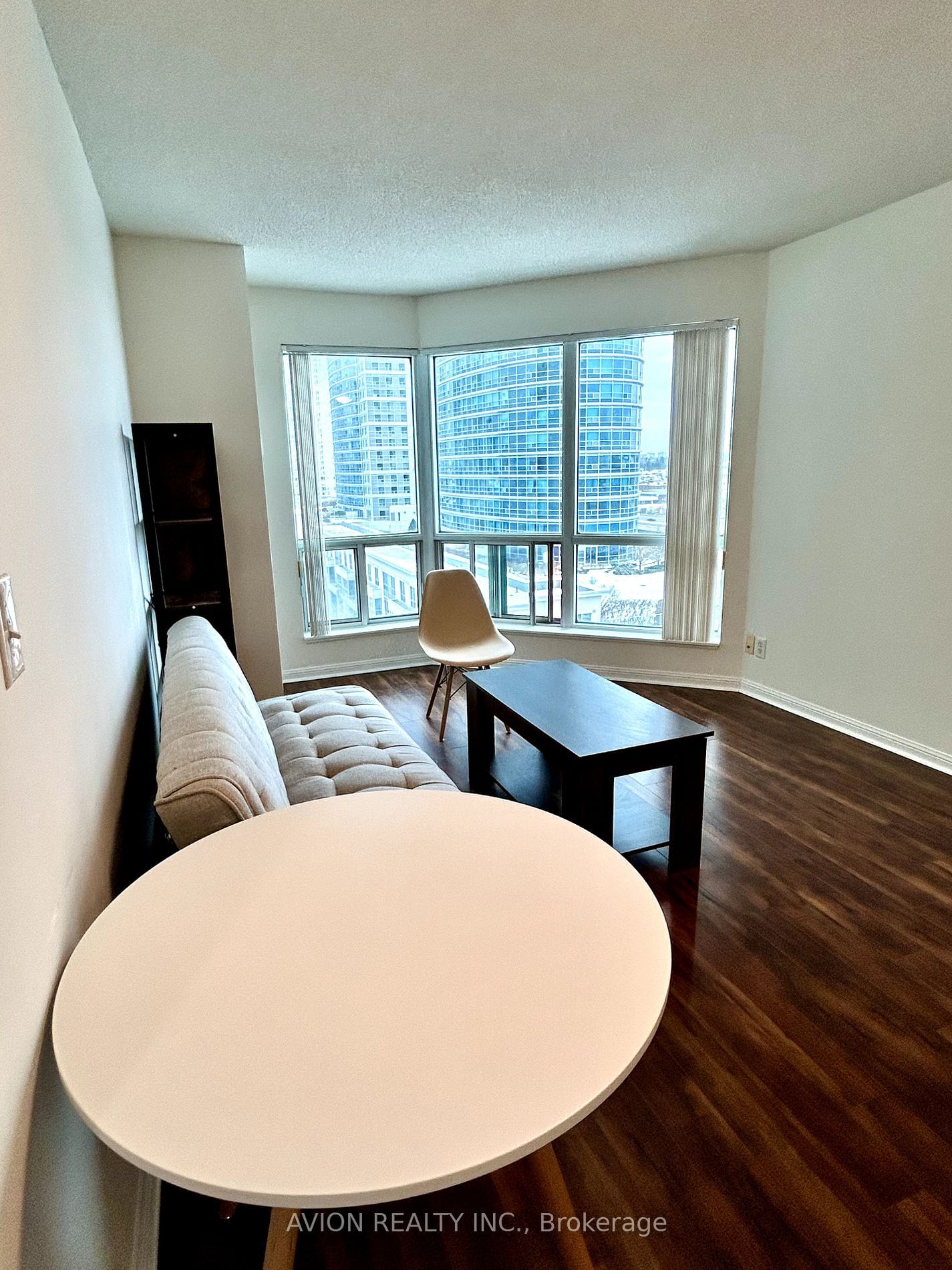 Condo leased at 901-11 Lee Centre Drive, Toronto, Woburn, M1H 3J5 - MLS: E11926039