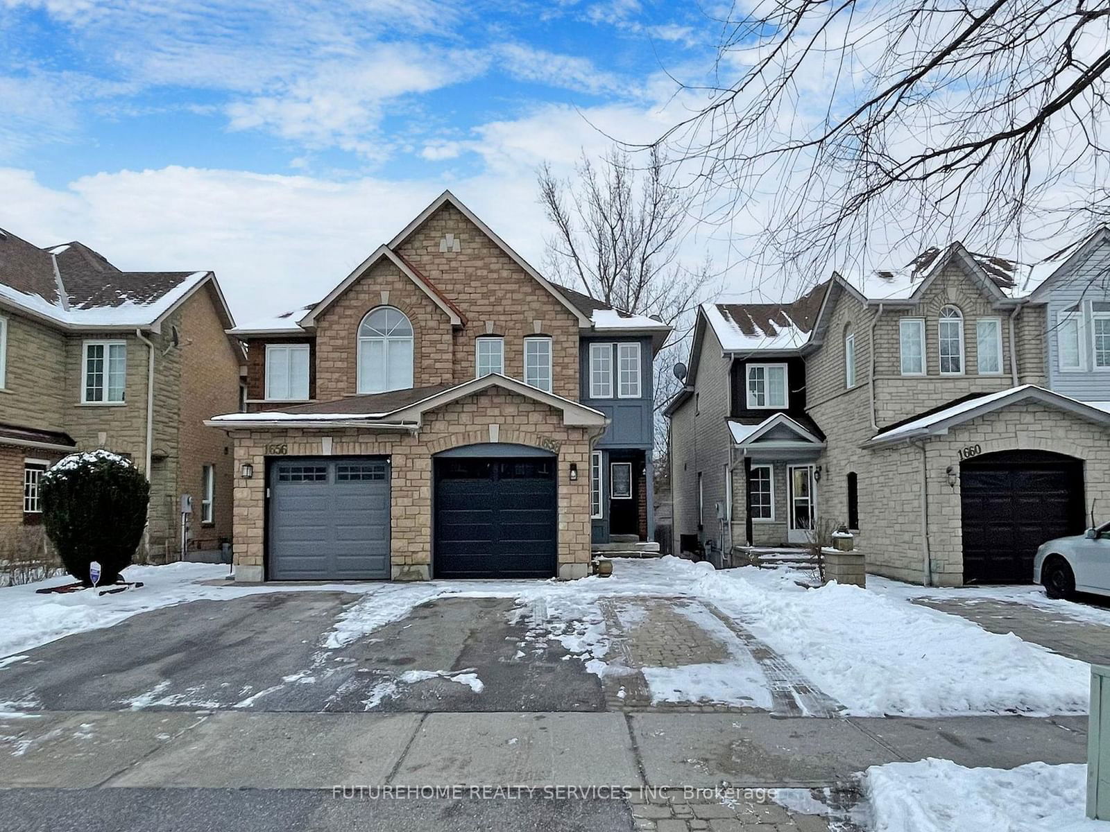 Semi-Detached House for sale at 1658 Autumn Crescent, Pickering, Amberlea, L1V 6X6 - MLS: E11926122