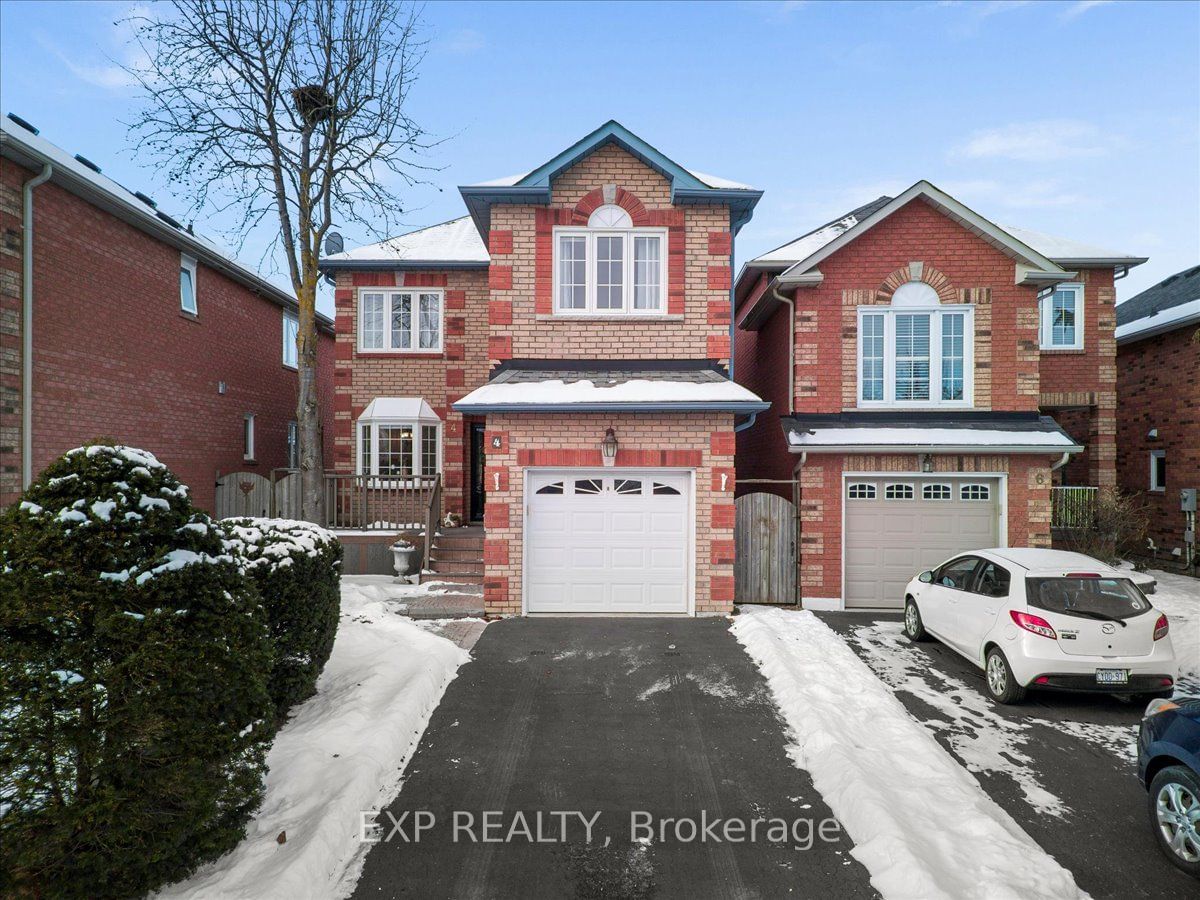 Detached House for sale at 4 Burdge Court, Whitby, Blue Grass Meadows, L1N 9L1 - MLS: E11926272