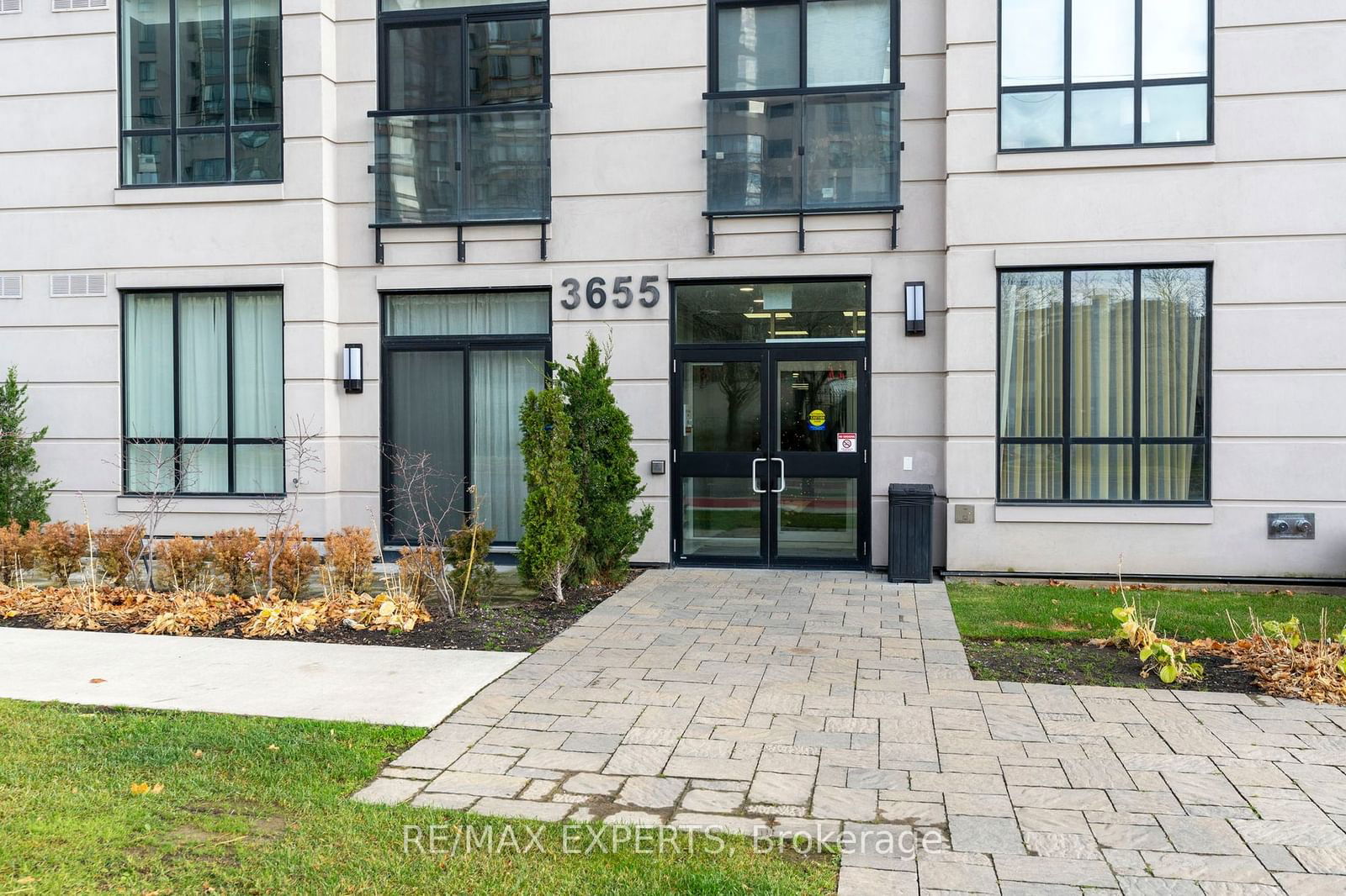 Condo for sale at 617-3655 Kingston Road, Toronto, Guildwood, M1M 1S2 - MLS: E11926342