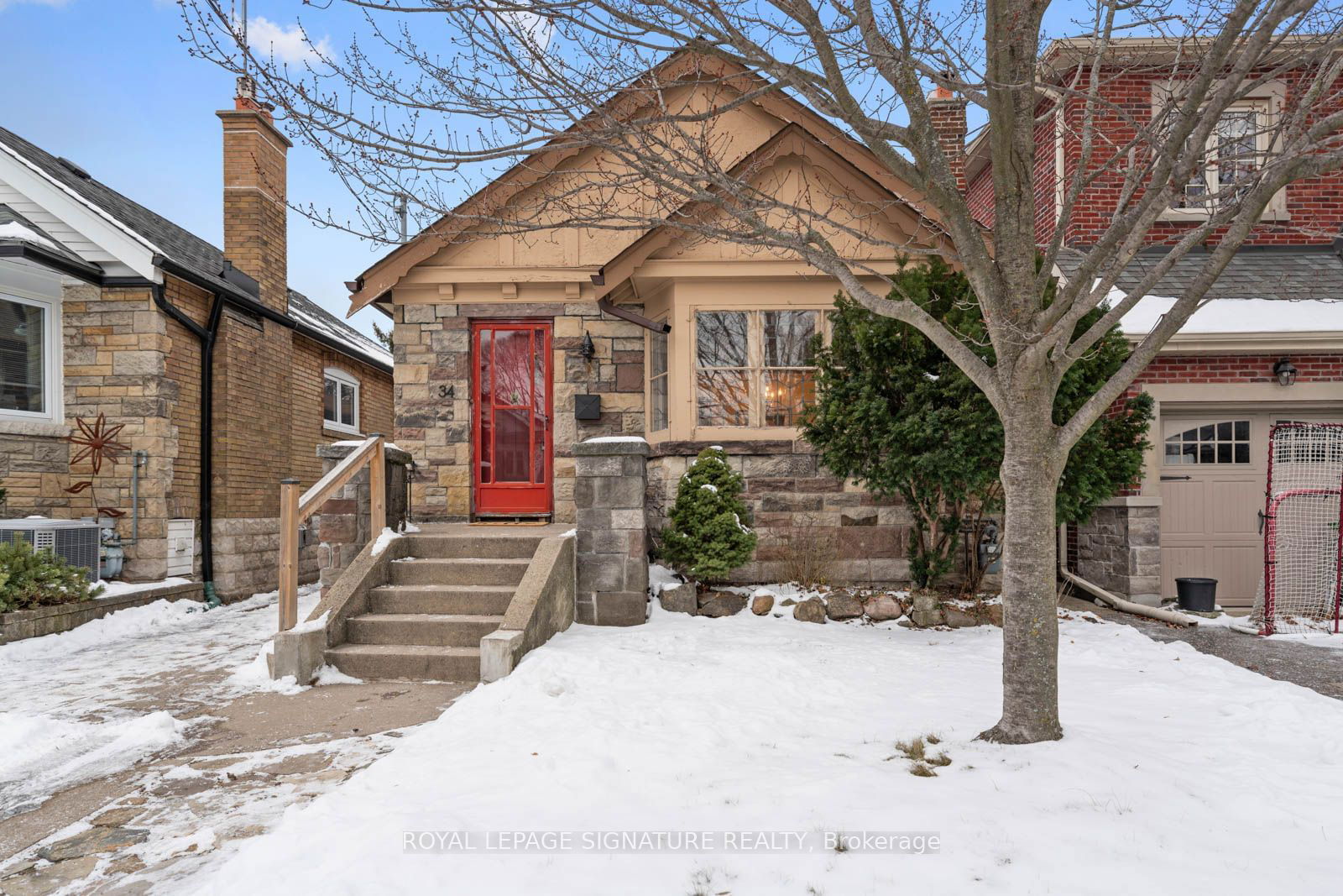 Detached House sold at 34 Wolverton Avenue, Toronto, East York, M4J 3H8 - MLS: E11926665