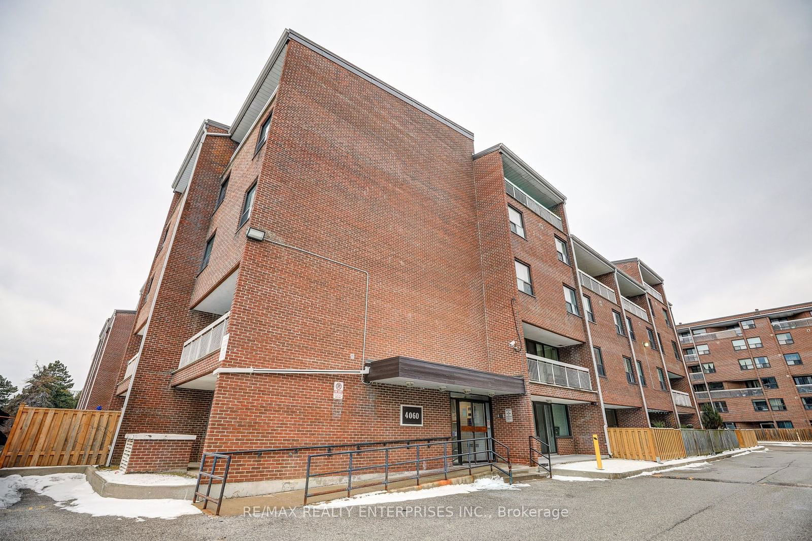 Condo for sale at 412-4060 Lawrence Avenue, Toronto, West Hill, M1E 4V4 - MLS: E11926673