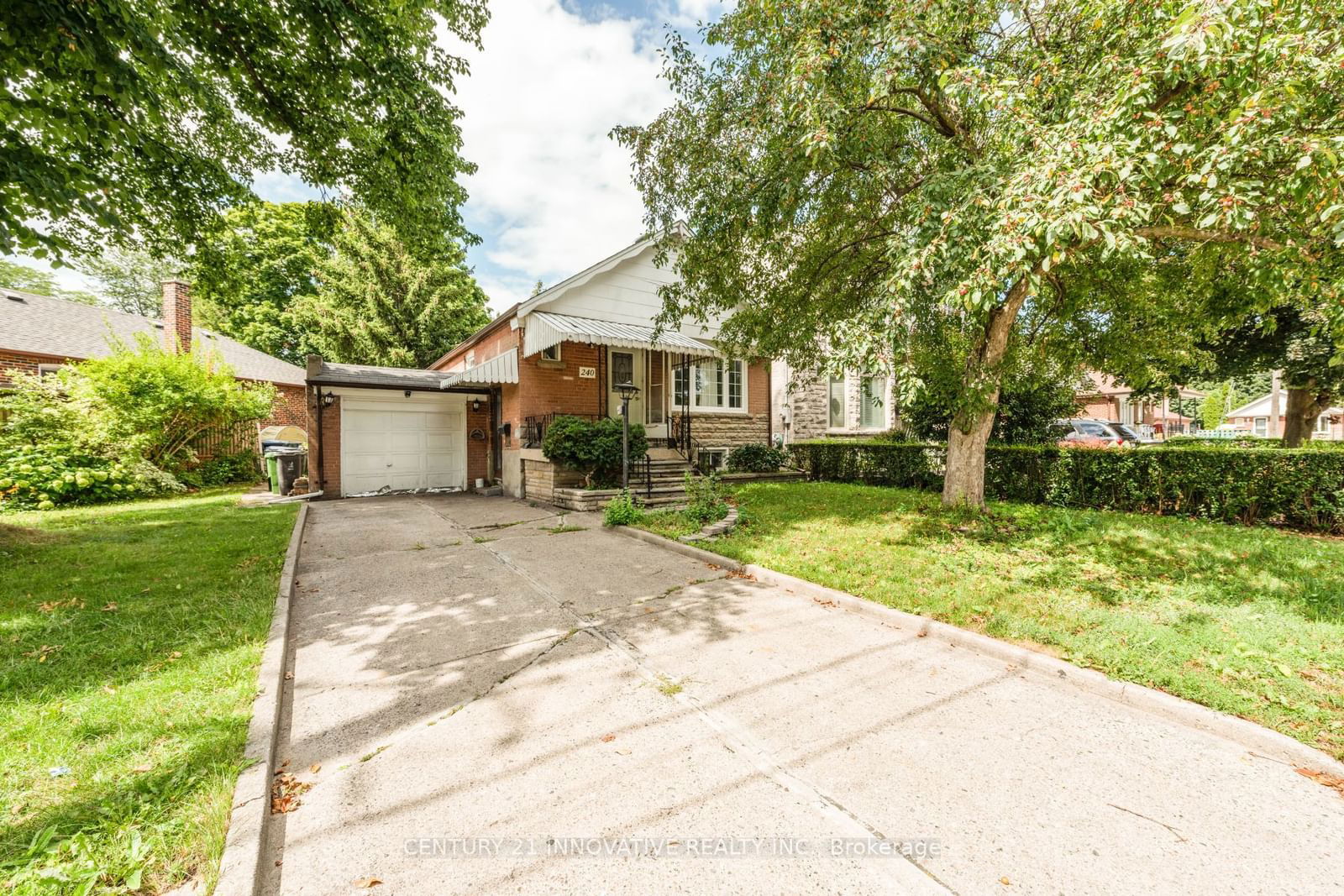 Detached House for lease at #bsmt-240 Parkview Hill Crescent, Toronto, O'Connor-Parkview, M4B 1S3 - MLS: E11926772