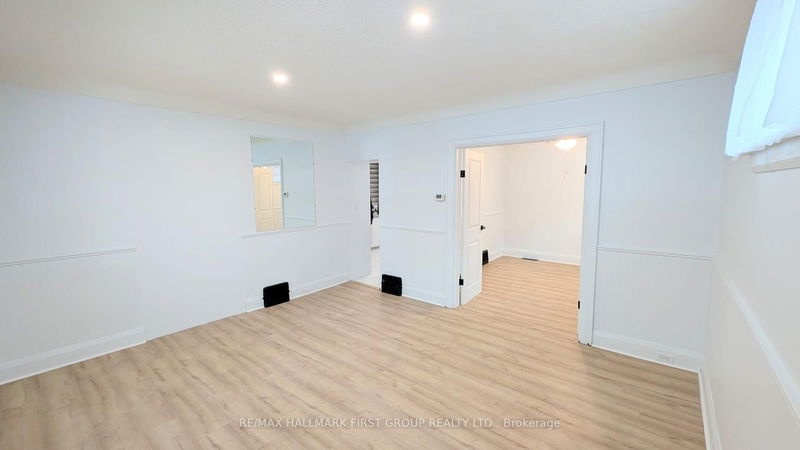 home for lease on 330 Adelaide Avenue E