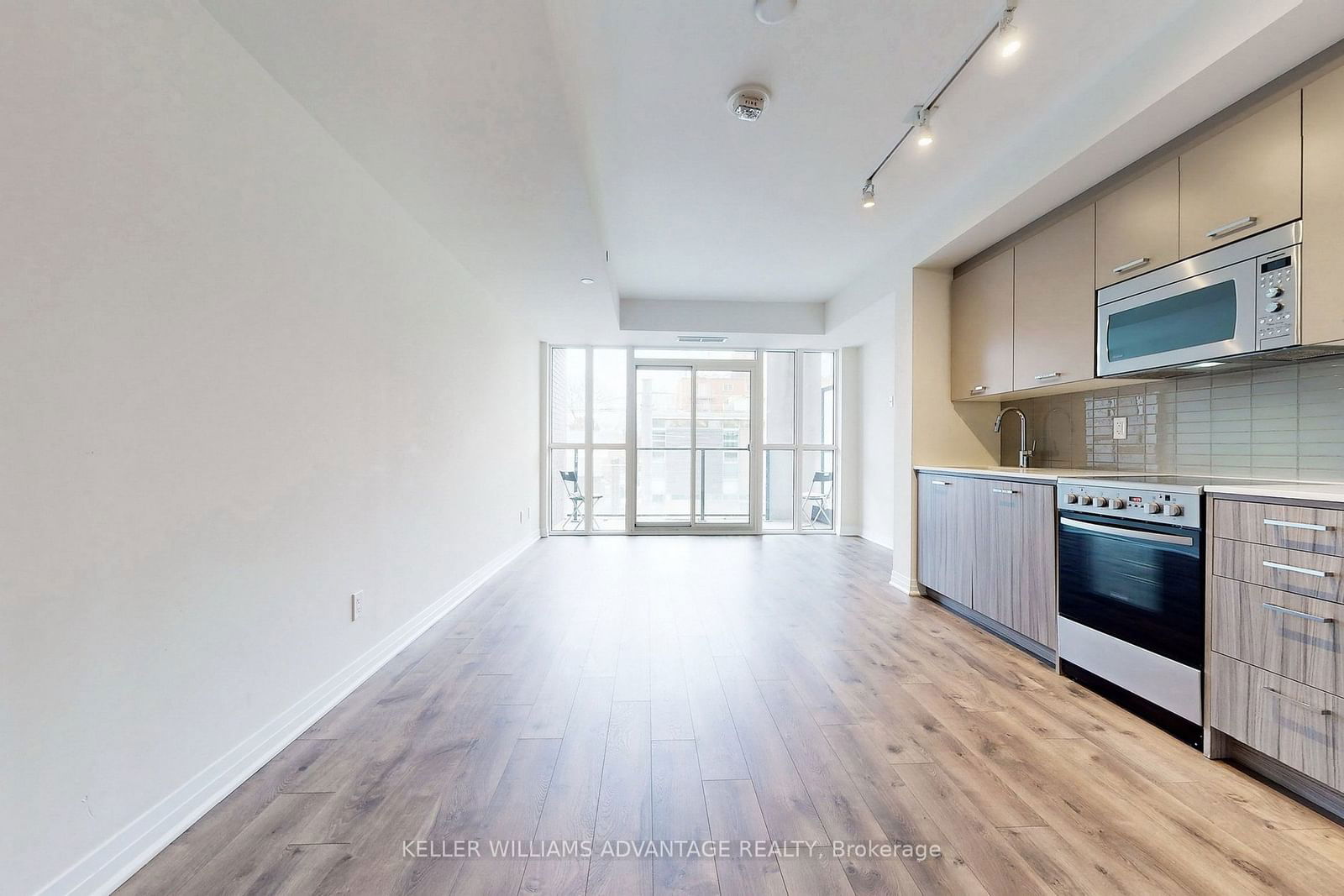 Condo for lease at 207-1630 Queen Street, Toronto, The Beaches, M4L 0B3 - MLS: E11926827