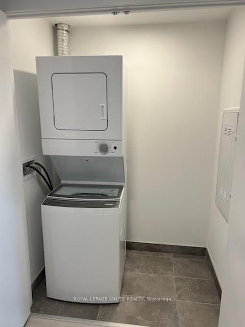 414 - 1604 Charles St, Whitby, L1N 0P2 | Image 3