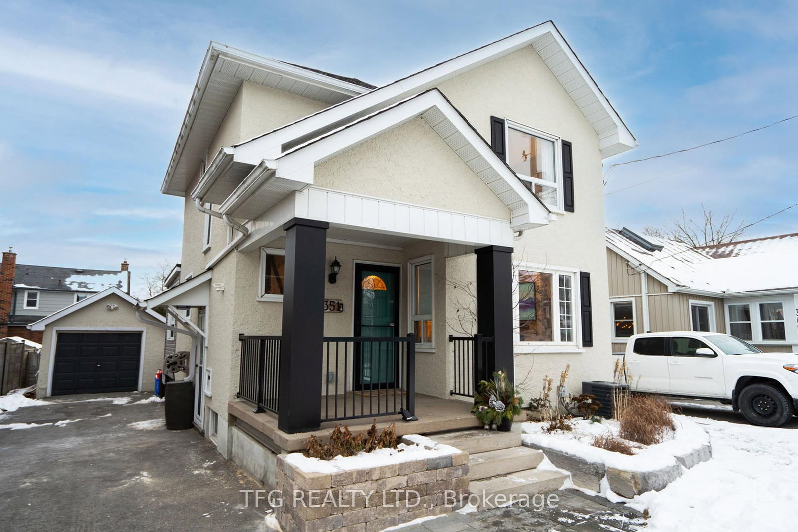 Listing photo 2