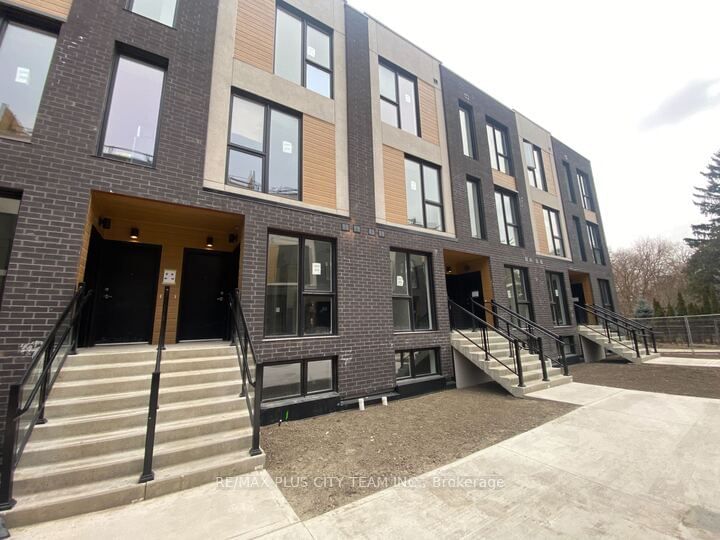 Townhouse leased at BlkA#16-176 Clonmore Drive, Toronto, Birchcliffe-Cliffside, M1N 0B9 - MLS: E11927403