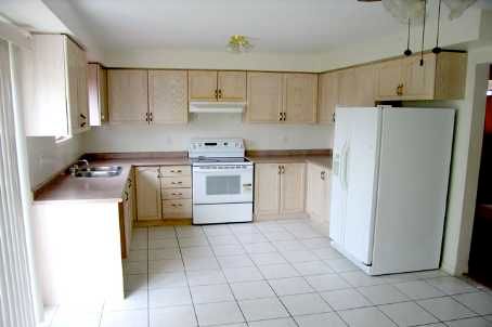 75 Sullivan Dr, Ajax, L1T3P1 | Image 2