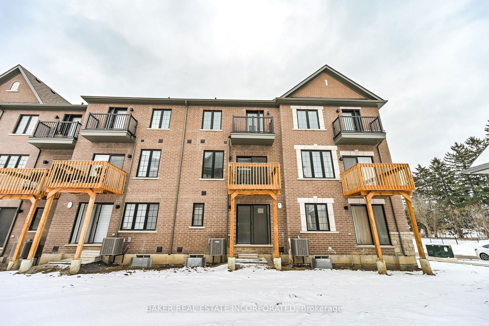 Townhouse for sale at 57 Selfridge Way, Whitby, Downtown Whitby, L1N 0N9 - MLS: E11927994