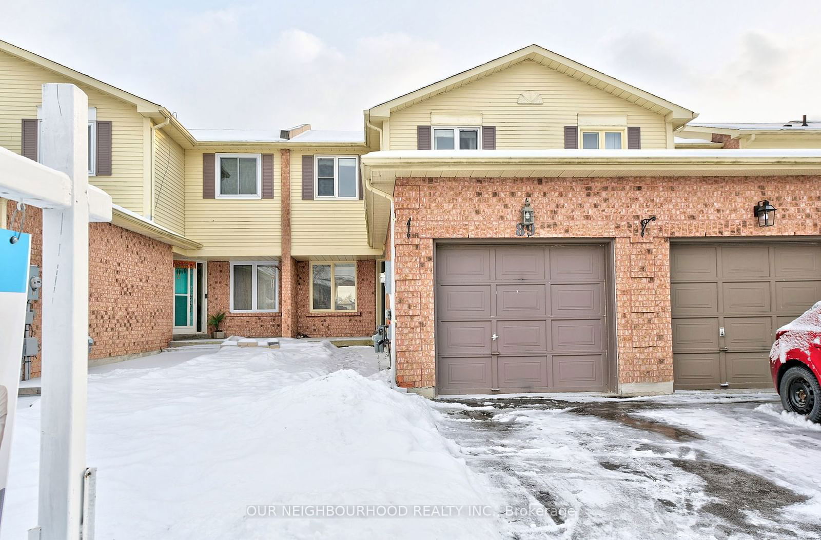 Townhouse sold at 89 Poolton Crescent, Clarington, Courtice, L1E 2H5 - MLS: E11928179