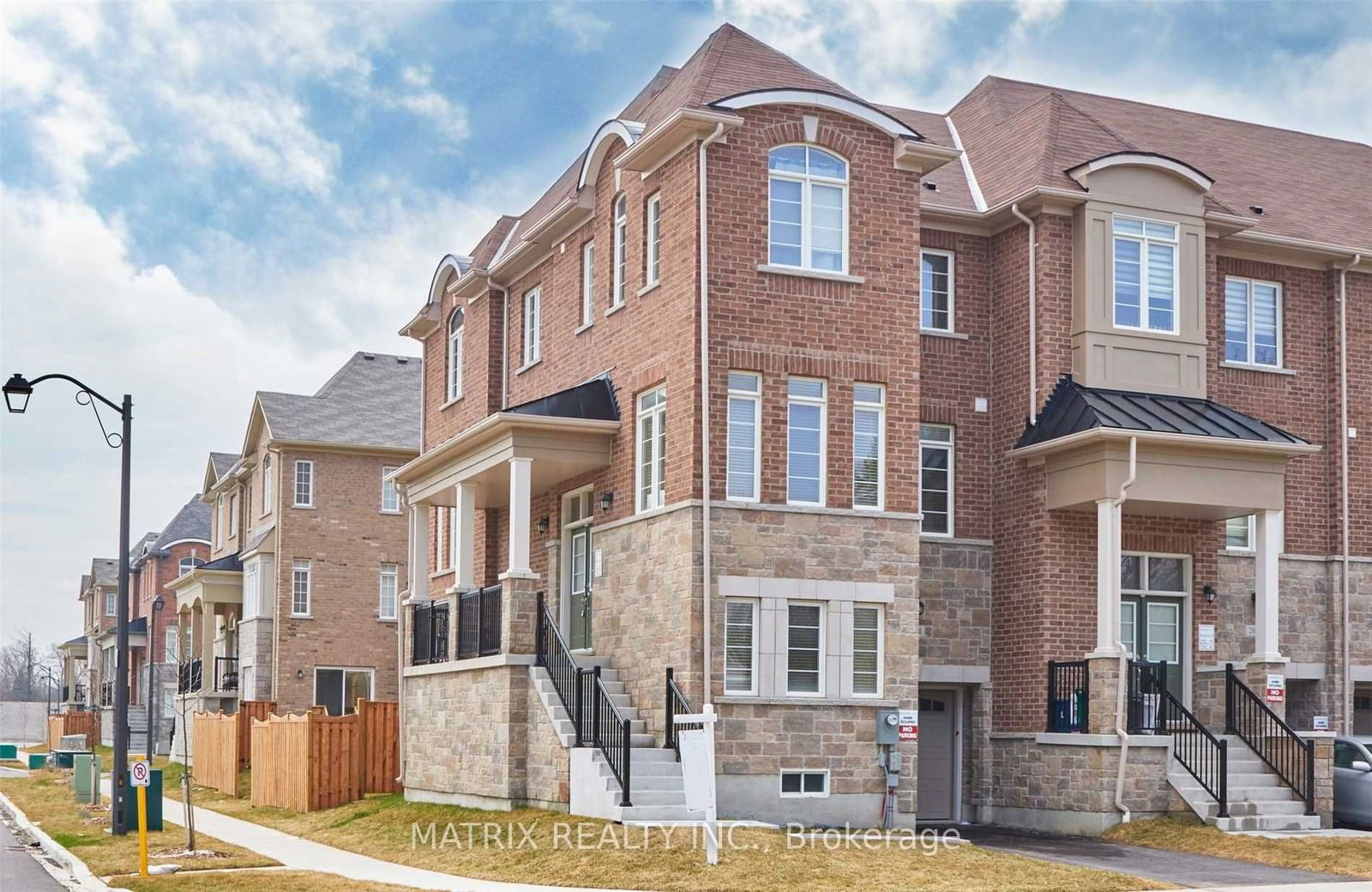 Townhouse for lease at 2360 Usman Road, Pickering, Brock Ridge, L1X 0E1 - MLS: E11928268