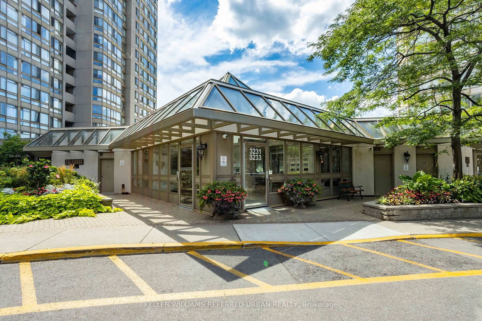 Condo for sale at 1812-3233 Eglinton Avenue, Toronto, Scarborough Village, M1J 3N6 - MLS: E11928327