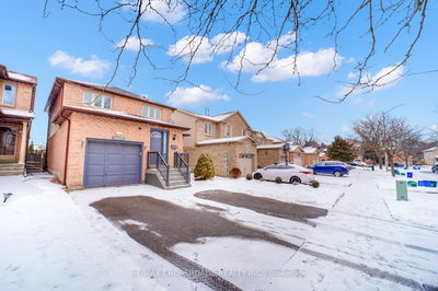 1409 Anton Sq, Pickering - Liverpool image-0-1