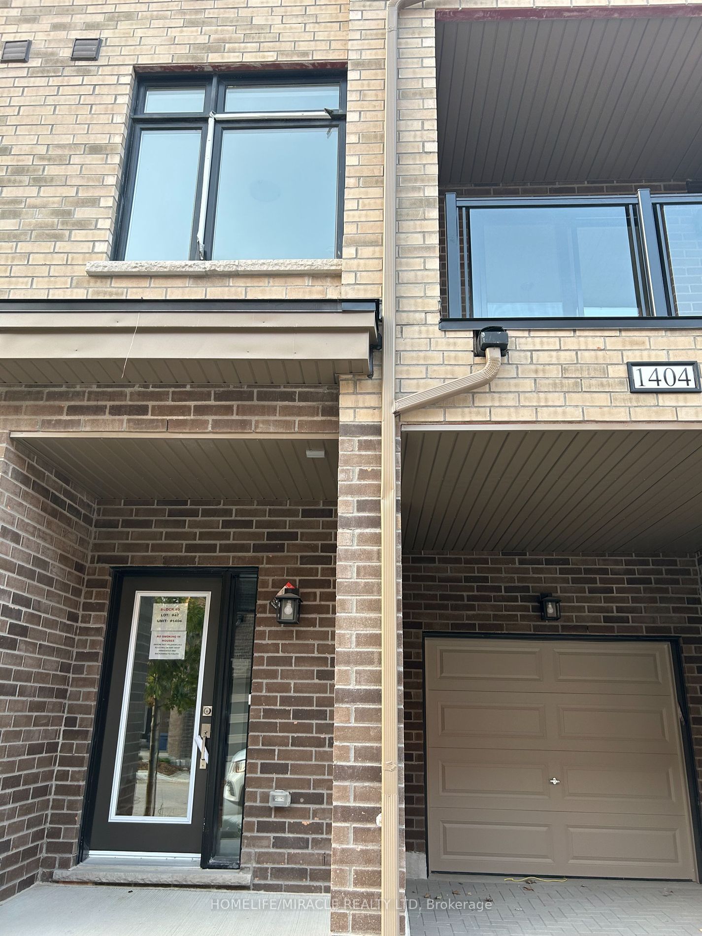 Townhouse for lease at 1404-1865 Pickering Pkwy, Pickering, Village East, L1V 0H2 - MLS: E11928620