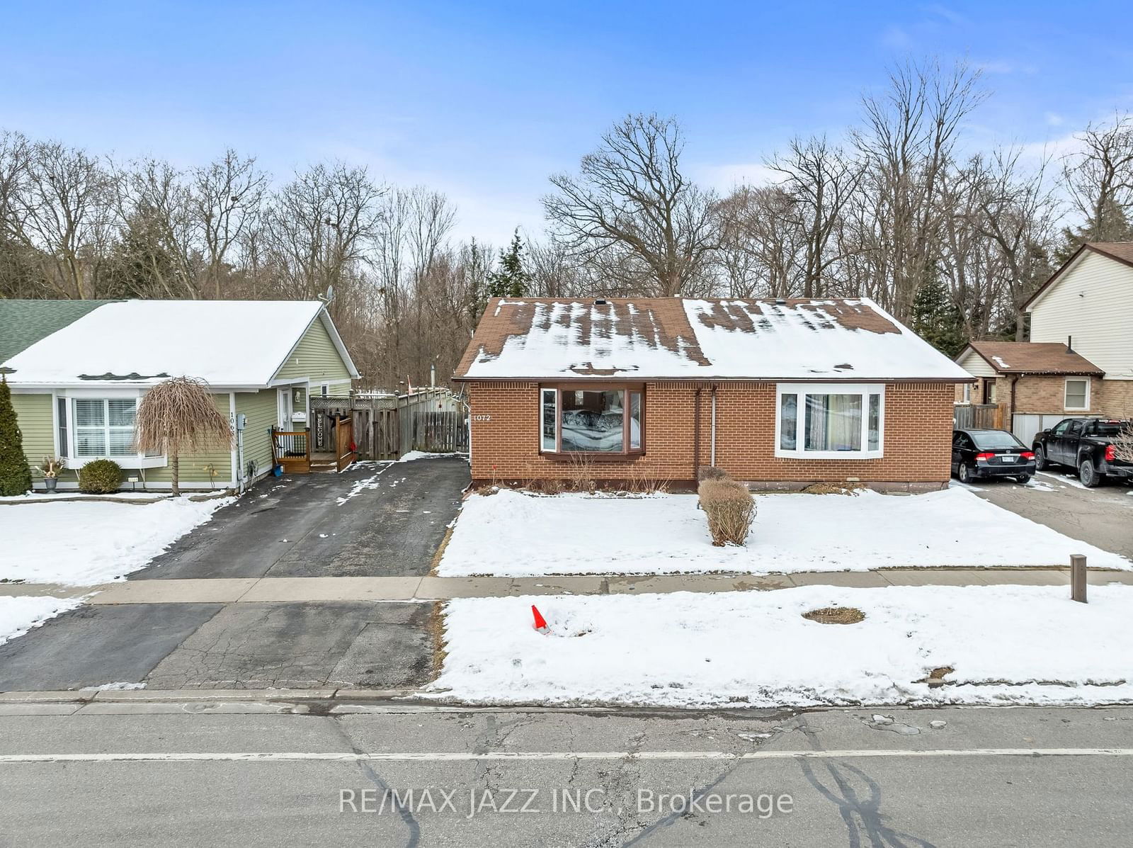 Semi-Detached House for sale at 1072 Central Park Boulevard, Oshawa, Centennial, L1G 7G8 - MLS: E11928786