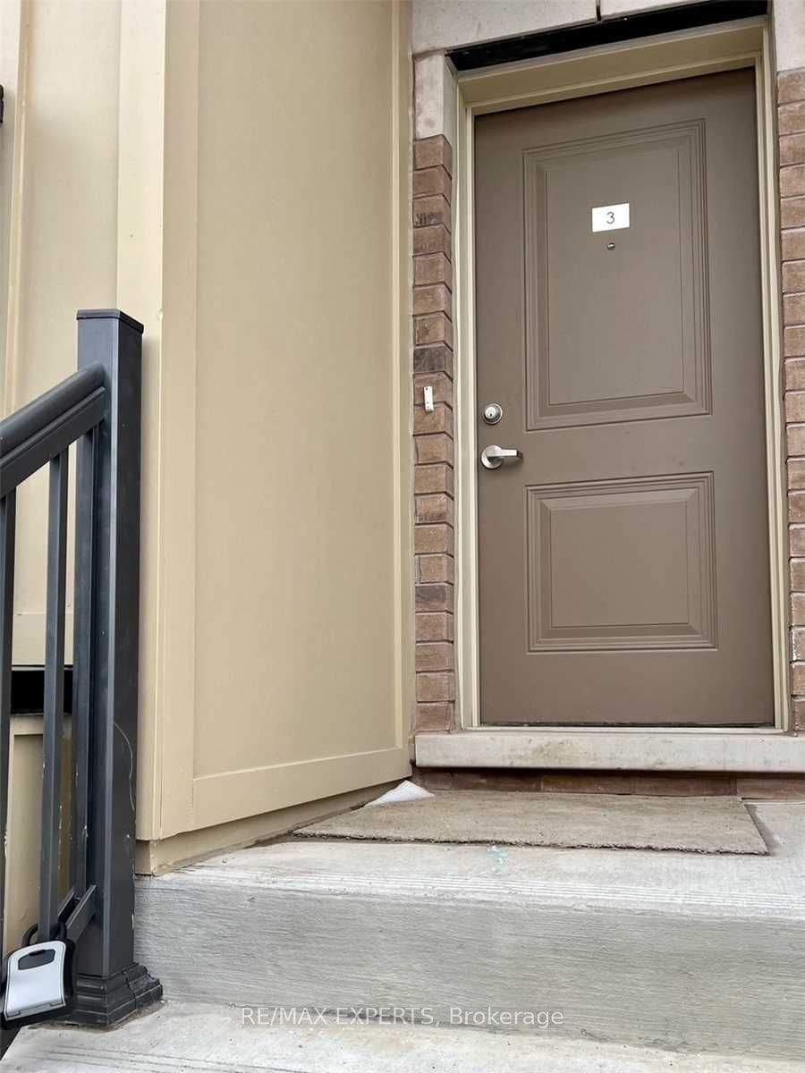 Townhouse leased at 3-470 Beresford Path, Oshawa, Central, L1H 0B2 - MLS: E11929109