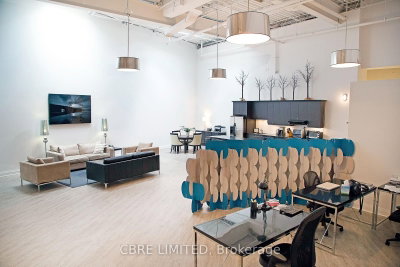 Unit 8 — 11 Carlaw Avenue — photo 3