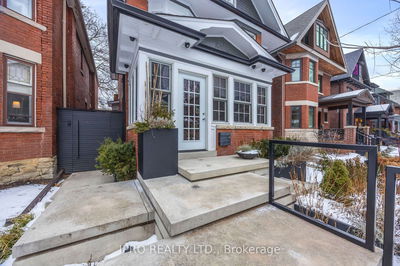 20 Fairview Blvd, Toronto - North Riverdale image-0-1