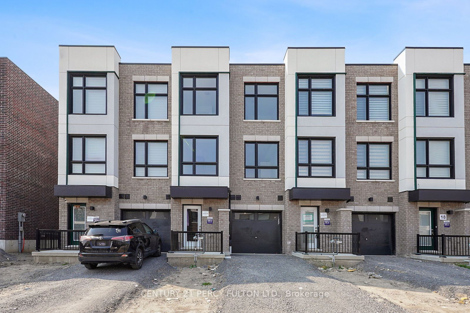 Townhouse sold at 13 Pegler Street, Ajax, South West, L1S 7M3 - MLS: E11929572