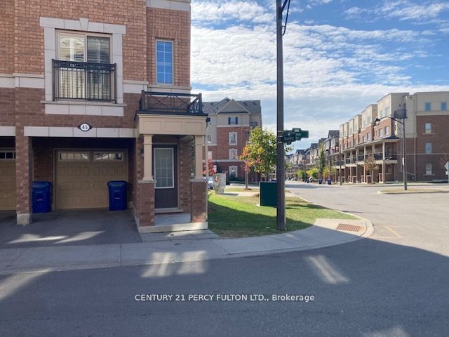 Townhouse for lease at 45 Pony Path, Oshawa, Windfields, L1L 0L1 - MLS: E11929582