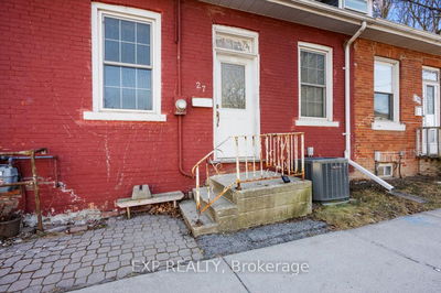 27 Church St, Clarington - Bowmanville image-0-3