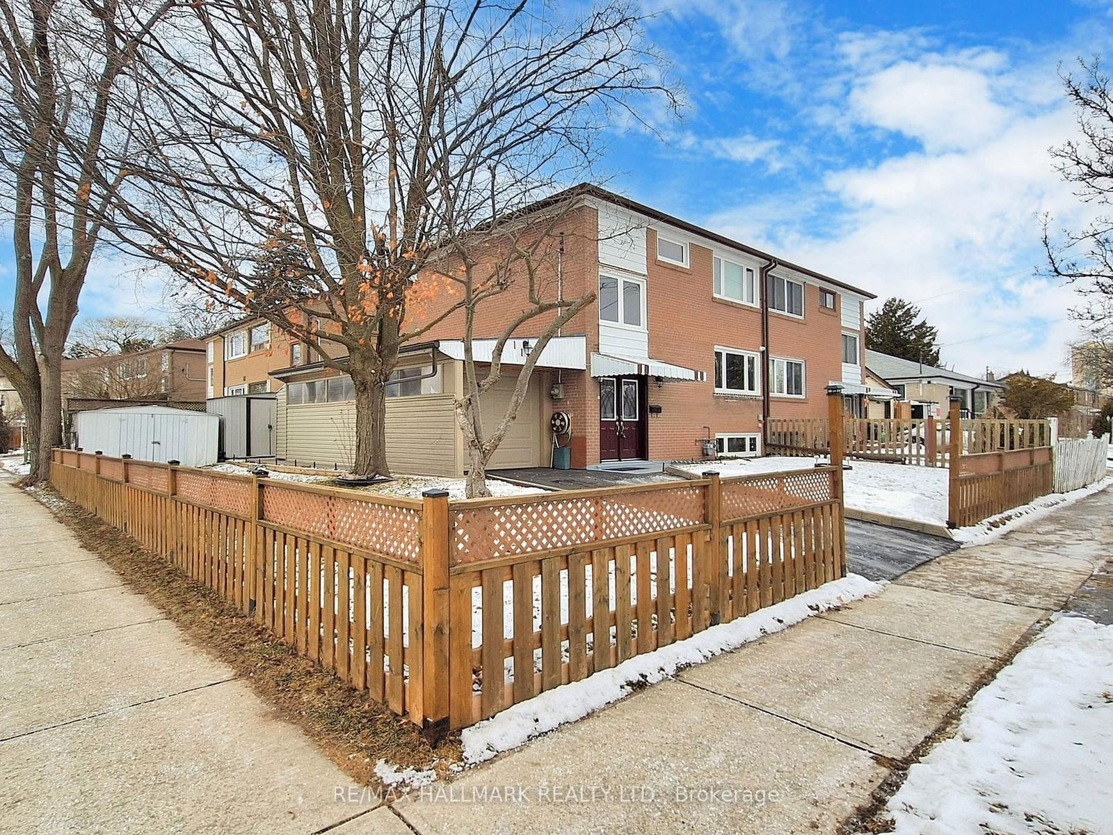 Semi-Detached House sold at 116 Overture Road, Toronto, West Hill, M1E 2W4 - MLS: E11931439