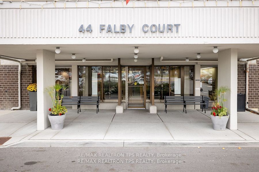 Condo for sale at 504-44 Falby Court, Ajax, South East, L1S 3L1 - MLS: E11932136